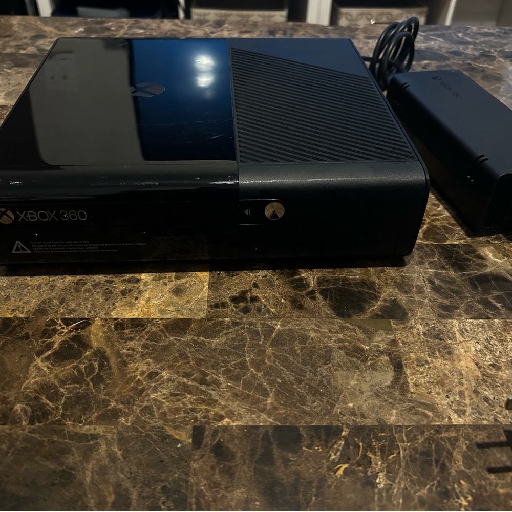 Xbox 360 E